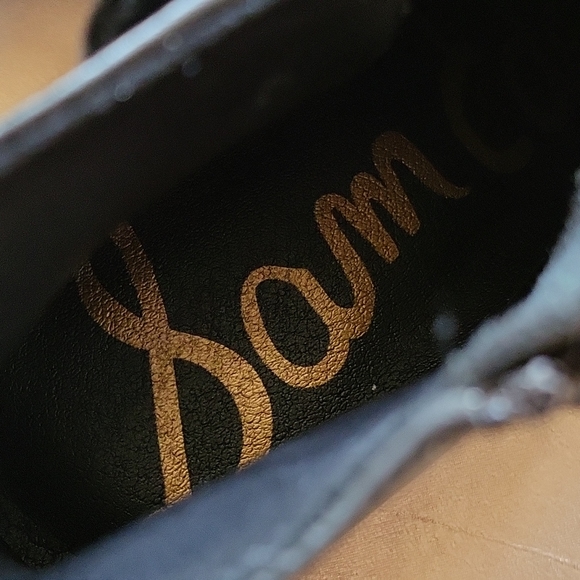 Sam Edelman NWOB black leather side zip booties size 7m - Picture 7 of 11